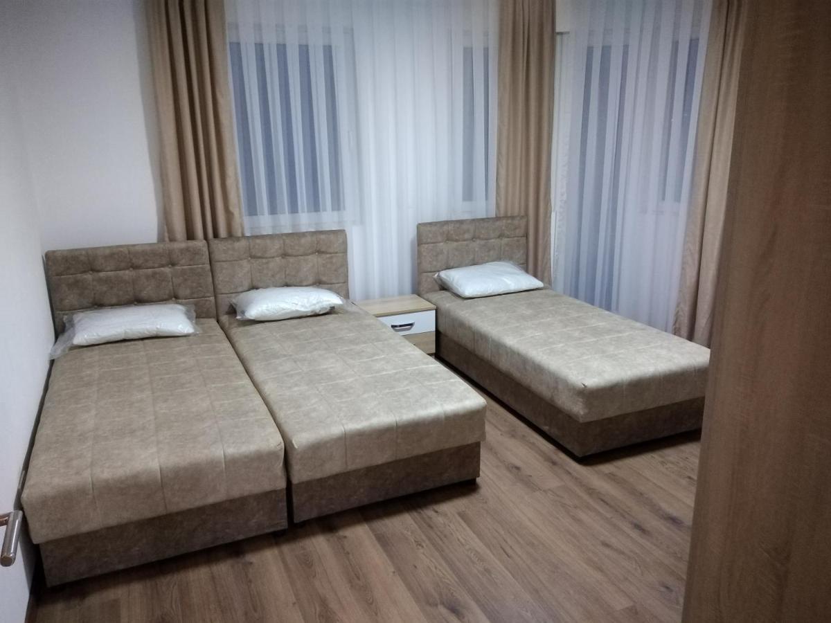 Vila Centar MB Bed and Breakfast Sjenica Exterior foto